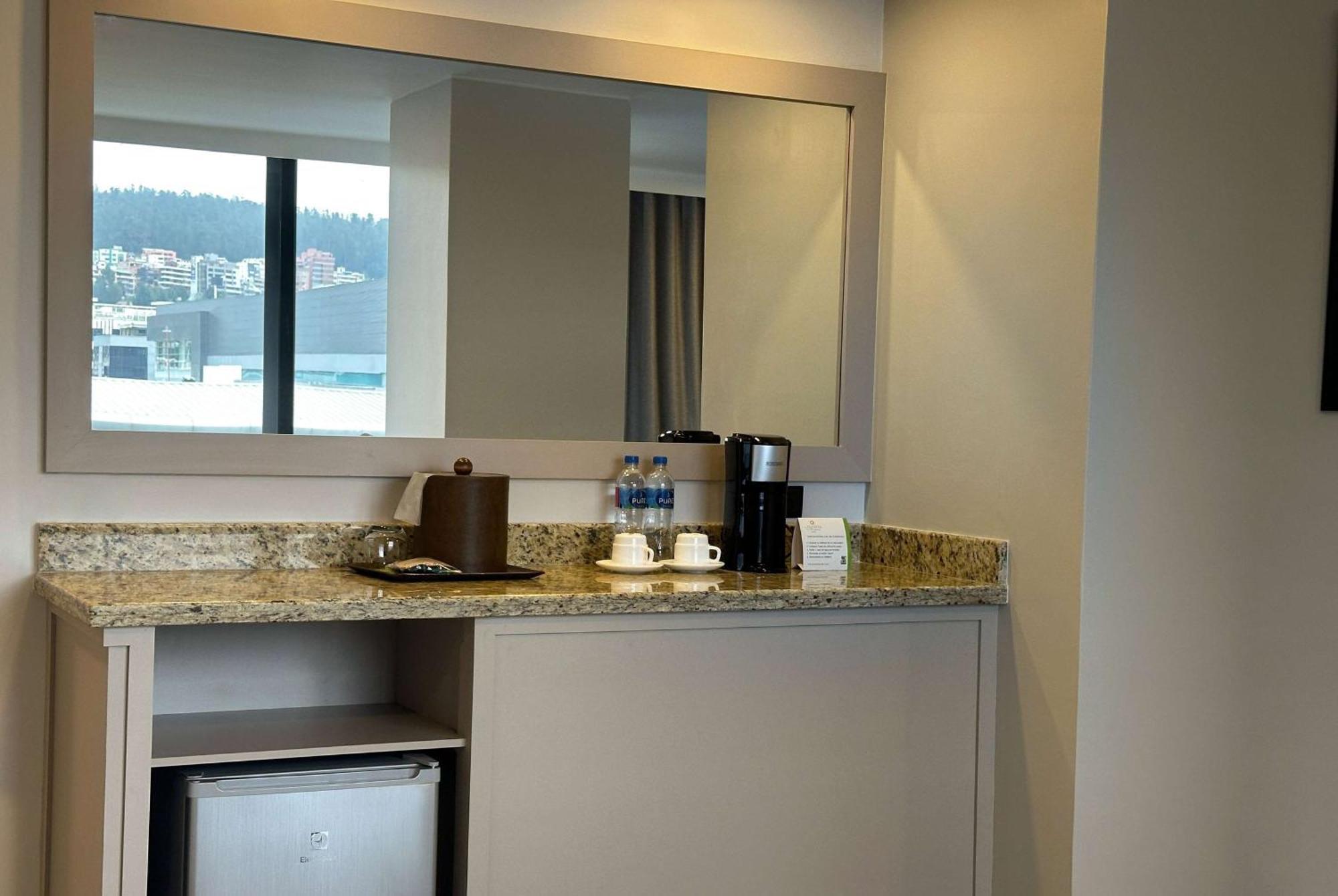 La Quinta By Wyndham Quito Ξενοδοχείο Εξωτερικό φωτογραφία