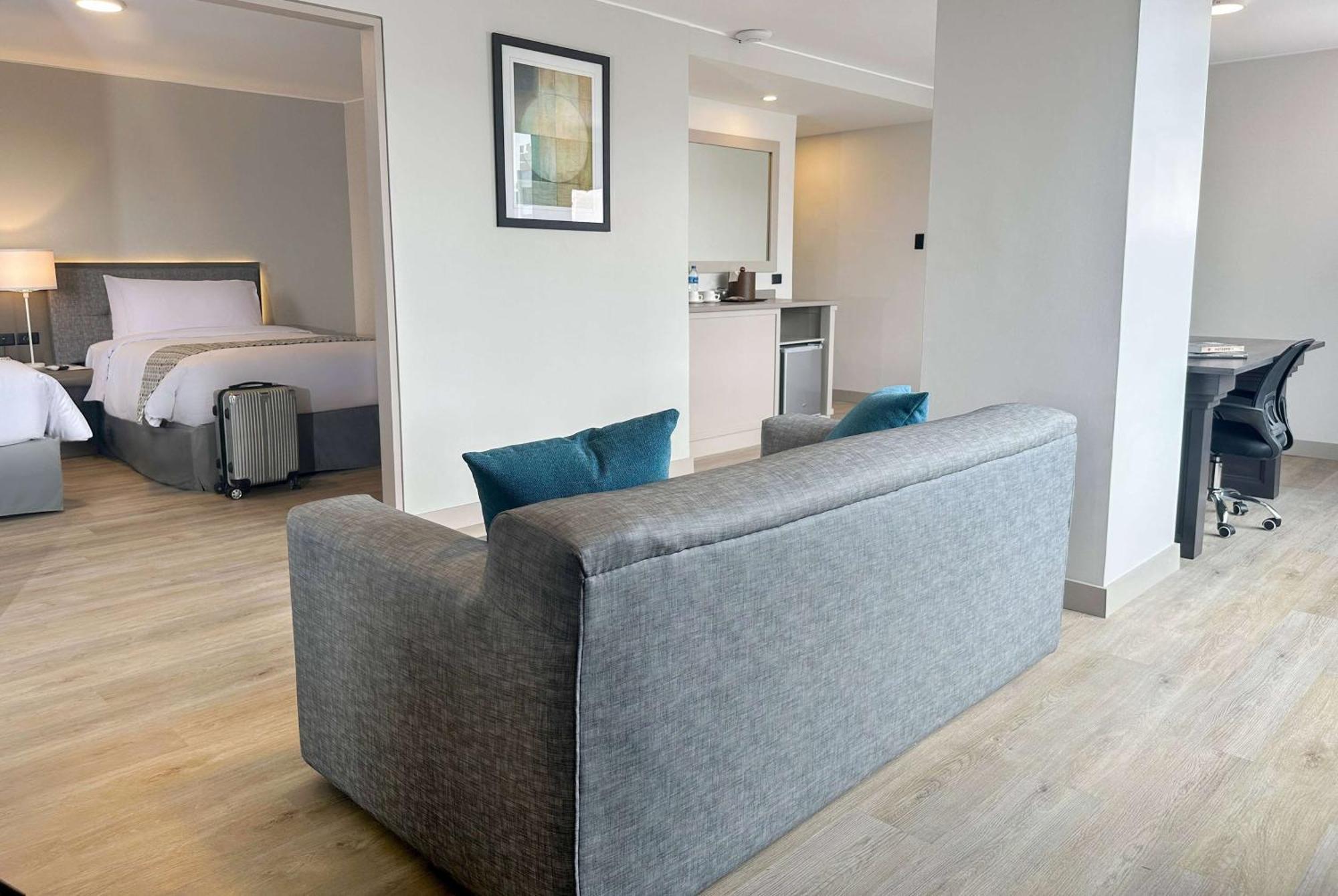 La Quinta By Wyndham Quito Ξενοδοχείο Εξωτερικό φωτογραφία