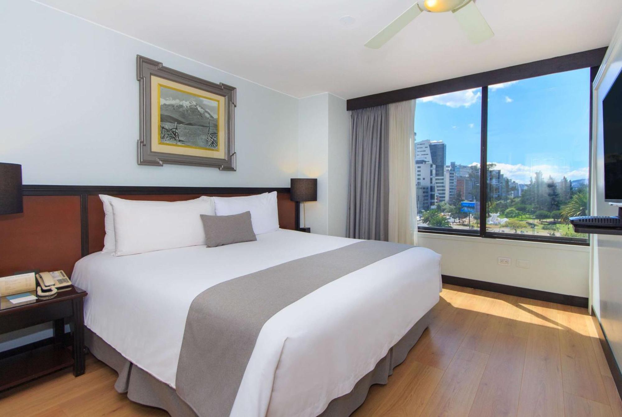 La Quinta By Wyndham Quito Ξενοδοχείο Εξωτερικό φωτογραφία